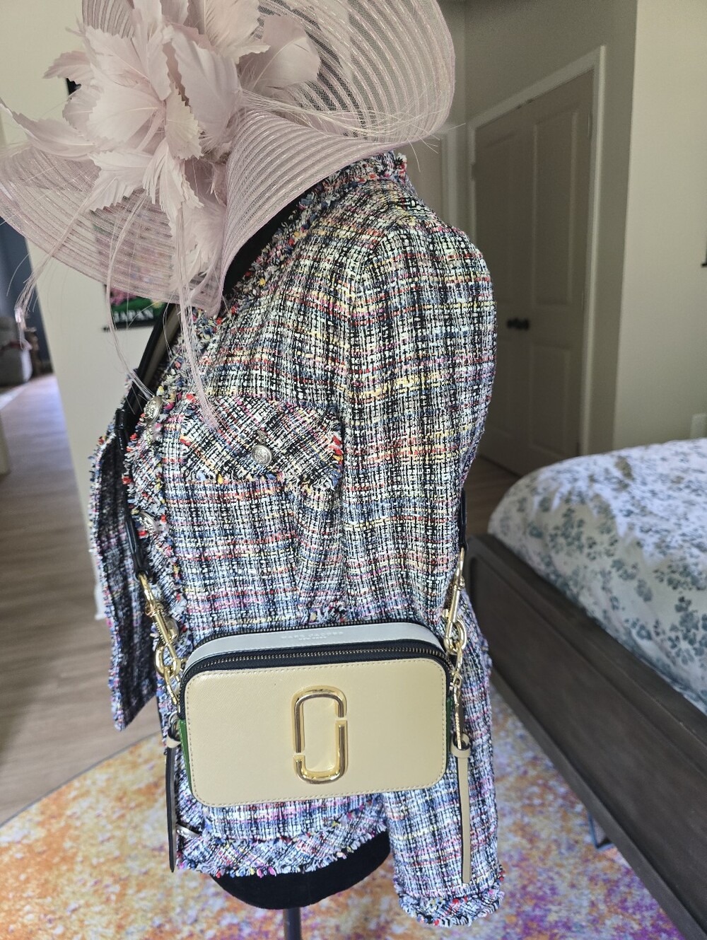 Authentic Marc Jacobs Beige and Green Women's Crossbody Bag